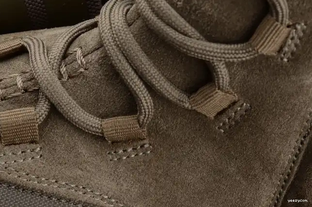 Yeezy BY2456 750 adidas Boost Brown Light 0629